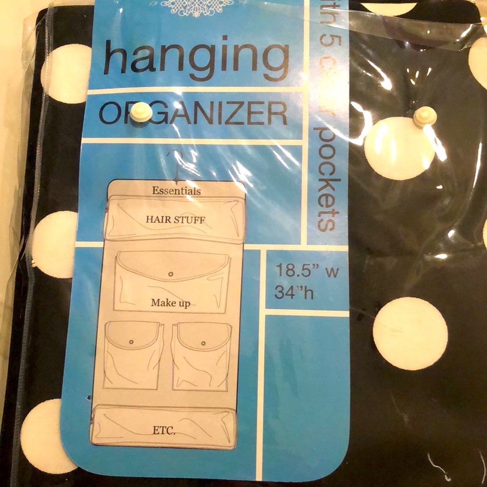 New closet hanging organizer